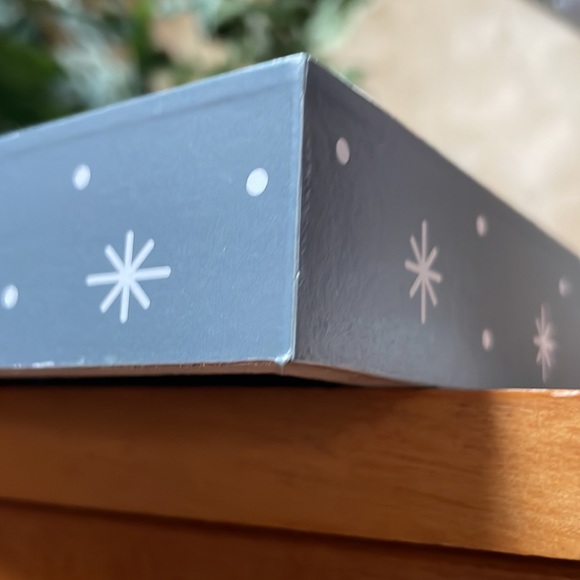 Disney Tim Burton’s The Nightmare Before Christmas Table Decor - Picture 12 of 12